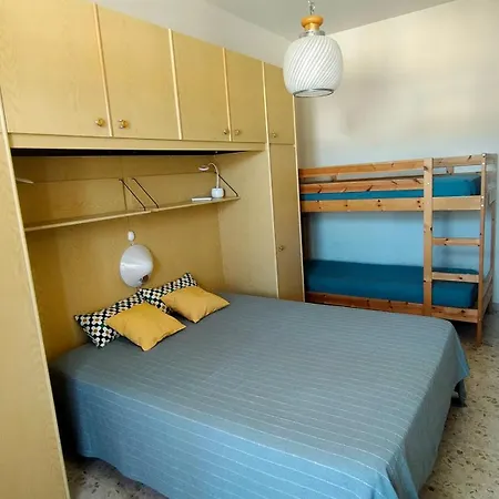 Bilocale In Piazza A Vista Mare Bellissima - Cod 485 펜션